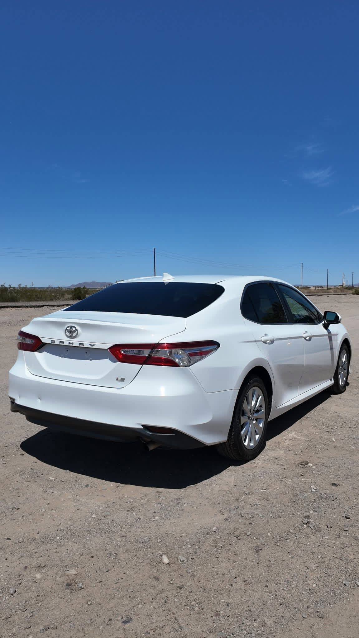 2020 Toyota Camry LE - Image 6