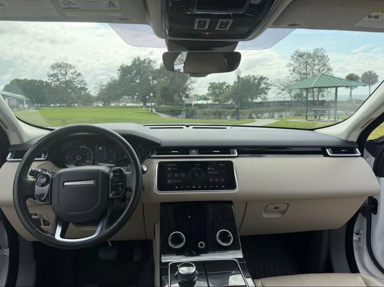 2018 Land Rover Range Rover Velar · Range Rover Velar - Image 9
