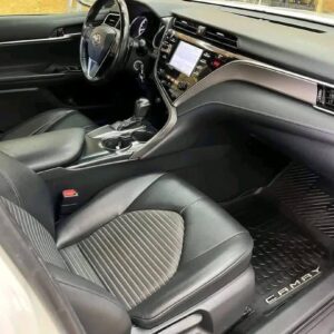Alternative view of 2018 Toyota Camry SE