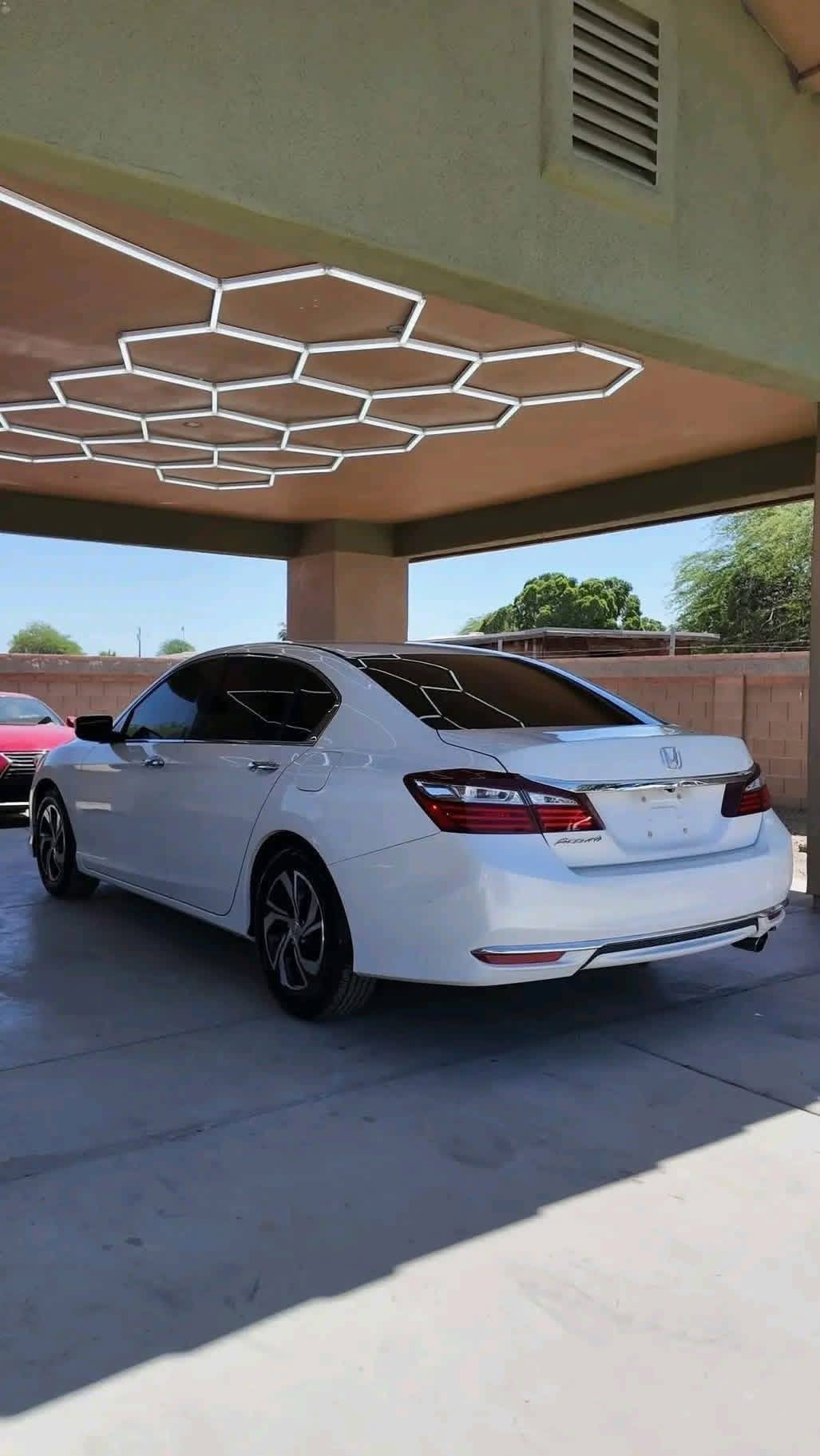 2016 Honda Accord LX - Image 11
