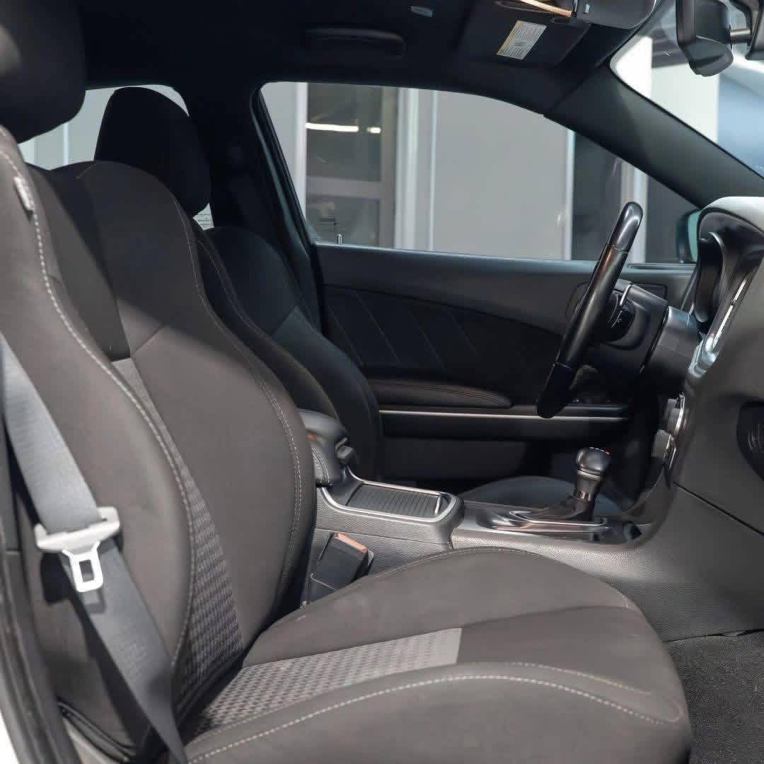 2021 Dodge Charger R/T - Image 12