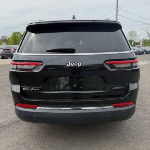 Alternative view of 2023 Jeep Grand Cherokee L