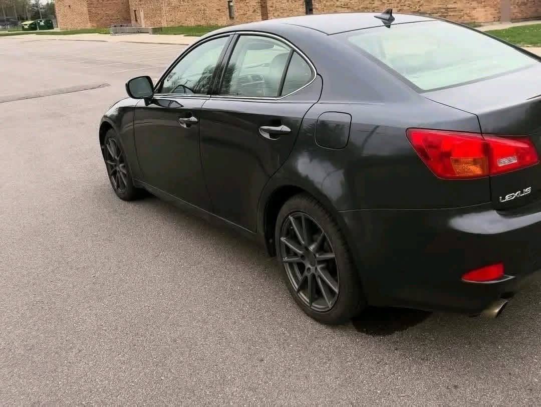 2008 Lexus IS 250 AWD - Image 3