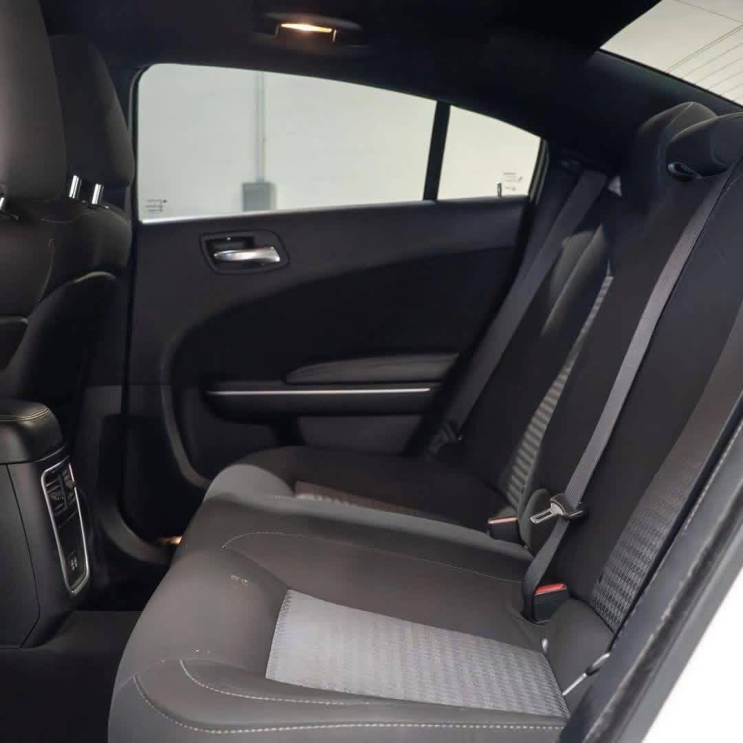 2021 Dodge Charger R/T - Image 6