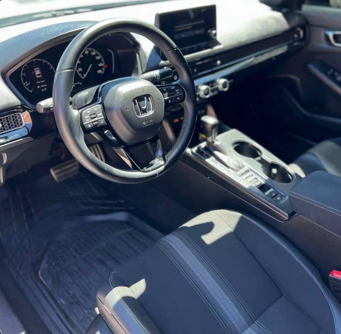 2022 Honda Civic Sport - Image 7