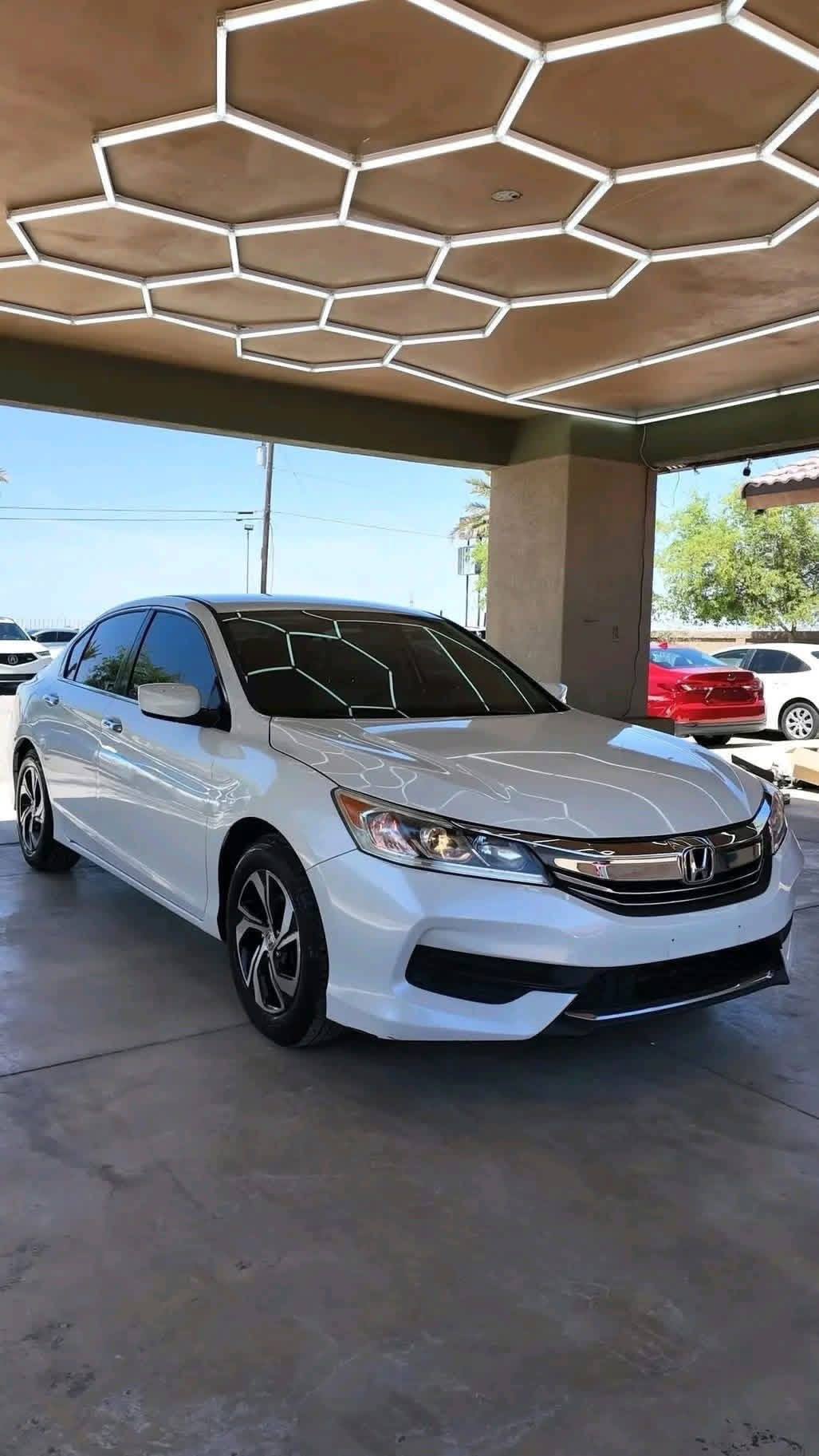 2016 Honda Accord LX - Image 7