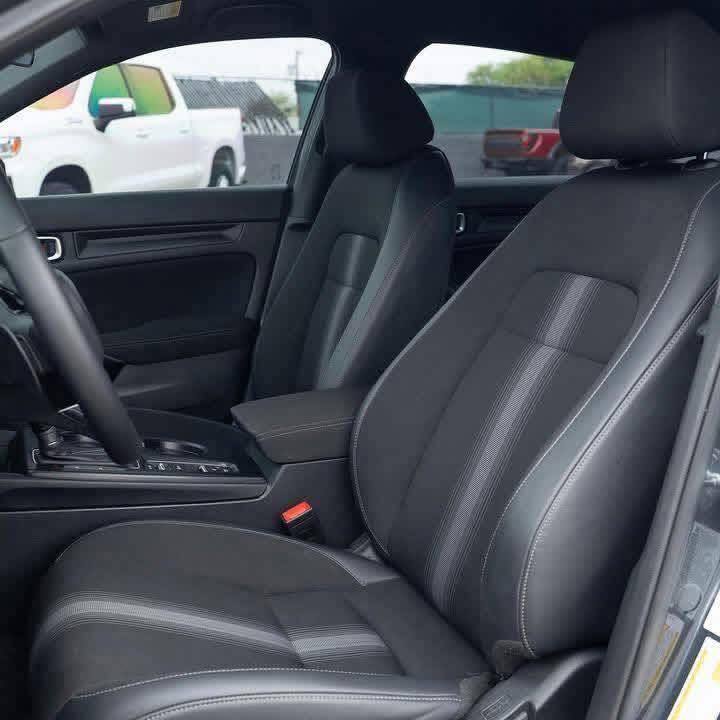 2022 Honda Civic Sport - Image 3